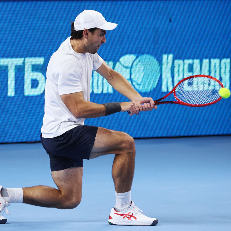 atp moscow aslan karatsev celebrates home win tennisnet com