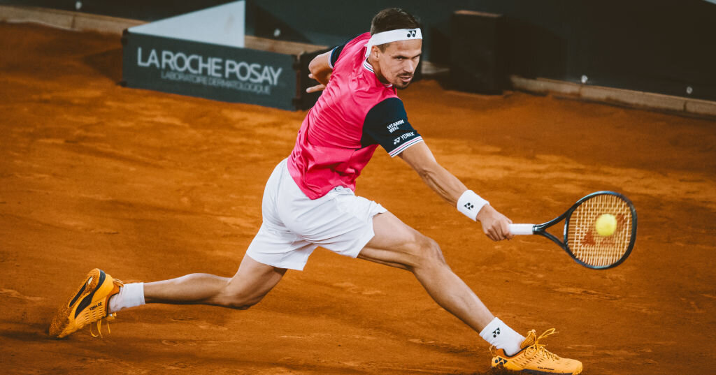 ATP Bucharest: Altmaier turns around a crazy marathon match - | ...