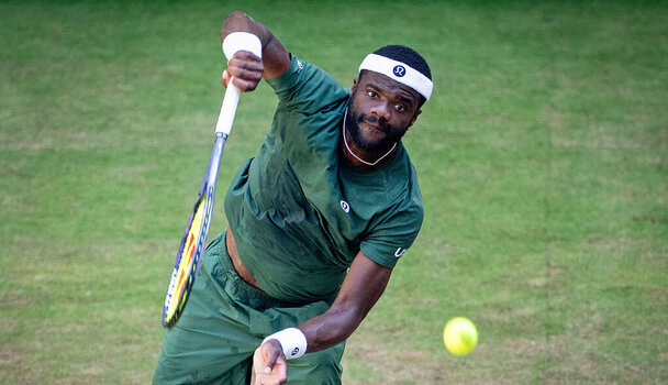 Frances Tiafoe hat sich in Halle zum Titelträger gekürt.