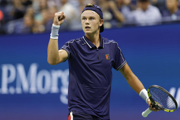 Holger Rune überrollte Zapata Miralles beim ATP-Event von Metz Holger Rune überrollte Zapata Miralles beim ATP-Event von Metz
