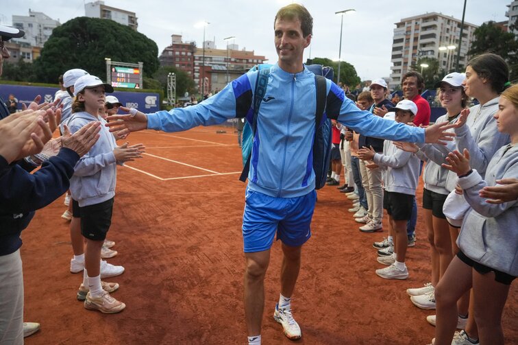 Albert Ramos-Vinolas nach seiner letzten professionellen Tennispartie Albert Ramos-Vinolas nach seiner letzten professionellen Tennispartie