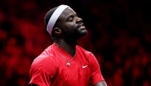 Frances Tiafoe hatte beim Laver Cup 2024 den Sieg gegen Alexander Zverev auf dem Schläger