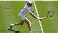 Jannik Sinner steht sicher in der zweiten Runde von Wimbledon 2025