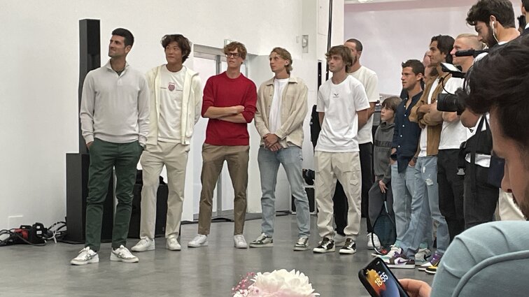 Die HEAD-Familie - mit etwa Jannik Sinner, Andrey Rublev und anderen Die HEAD-Familie - mit etwa Jannik Sinner, Andrey Rublev und anderen