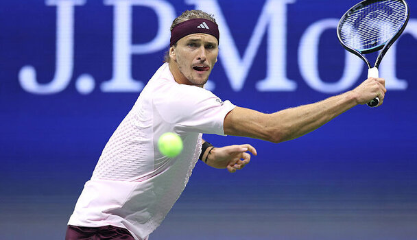 Alexander Zverev hat erneut bis weit nach Mitternacht gespielt 