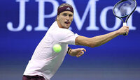 Alexander Zverev hat erneut bis weit nach Mitternacht gespielt Alexander Zverev hat erneut bis weit nach Mitternacht gespielt