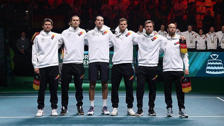 Das deutsche Davis-Cup-Team am Donnerstagabend in Bologna Das deutsche Davis-Cup-Team am Donnerstagabend in Bologna