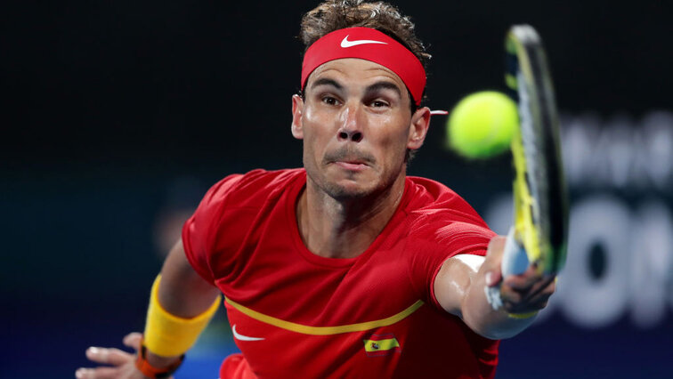 Rafael Nadal muss seinen Rücken schonen Rafael Nadal muss seinen Rücken schonen