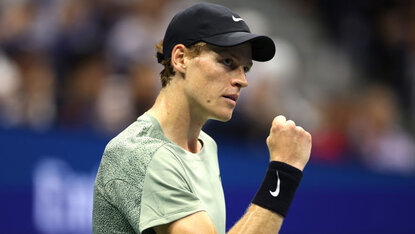 Jannik Sinner bleibt bei den US Open 2024 im Rennen Jannik Sinner bleibt bei den US Open 2024 im Rennen