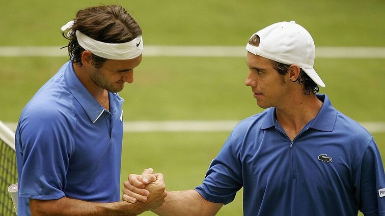 It's been a long time: Roger Federer and Richard Gasquet in Halle in 2006