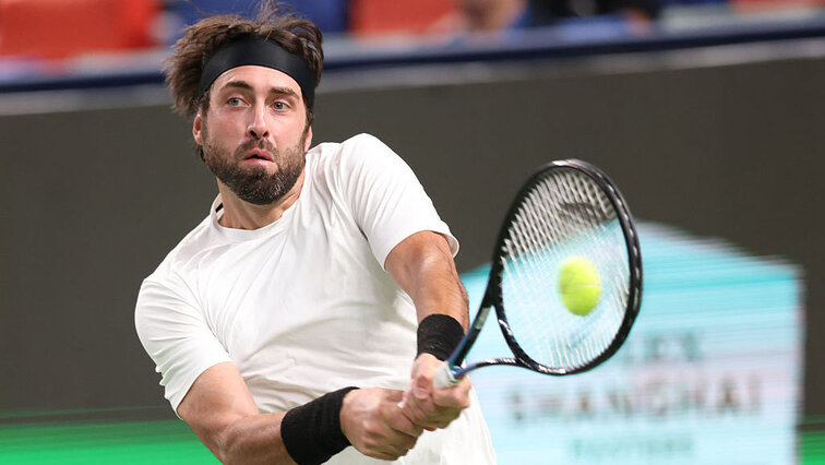 Nikoloz Basilashvili hat mit Doha dann doch Frieden geschlossen