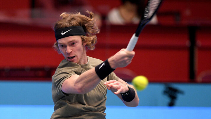 Flach und scharf: Andrey Rublev punktet am liebsten über die Vorhand