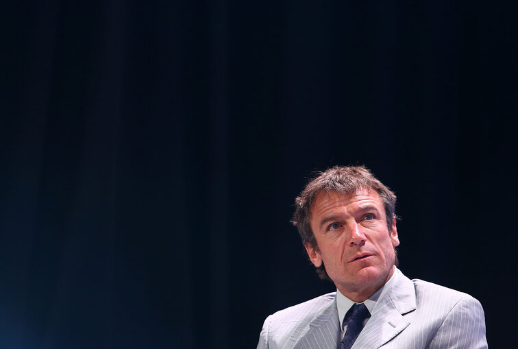 Mats Wilander nennt im Gespräch mit L`Èquipe die größten Verlierer und Gewinner der Unterbrechung der Tour. Mats Wilander nennt im Gespräch mit L`Èquipe die größten Verlierer und Gewinner der Unterbrechung der Tour.