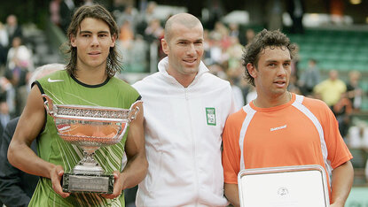 Prominentere Gesellschaft hatte Mariano Puerta wohl nie: 2005 mit Rafael Nadal und Zinedine Zidane Prominentere Gesellschaft hatte Mariano Puerta wohl nie: 2005 mit Rafael Nadal und Zinedine Zidane