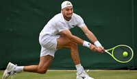 Jan-Lennard Struff auf dem heiligen Rasen in Wimbledon