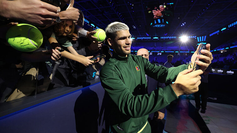 Carlos Alcaraz nach seinem Aufaktsieg gegen Alex de Minaur Carlos Alcaraz nach seinem Aufaktsieg gegen Alex de Minaur