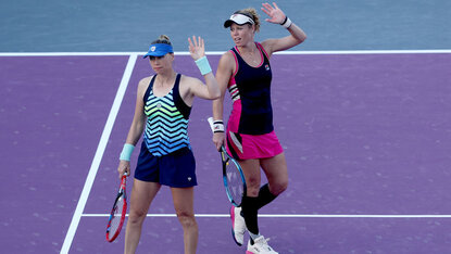 Die große Ausdauer von Laura Siegemund und Vera Zvonareva wurde mit dem Finaleinzug belohnt. Die große Ausdauer von Laura Siegemund und Vera Zvonareva wurde mit dem Finaleinzug belohnt.