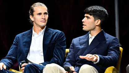 Alexander Zverev und Carlos Alcaraz treffen in der Gruppenphase von Turin aufeinander Alexander Zverev und Carlos Alcaraz treffen in der Gruppenphase von Turin aufeinander