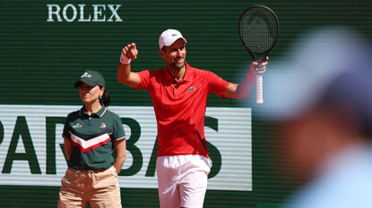 In zwei mühevollen Sätzen setzte sich Novak Djokovic im Viertelfinale gegen Alex de Minaur durch. In zwei mühevollen Sätzen setzte sich Novak Djokovic im Viertelfinale gegen Alex de Minaur durch.