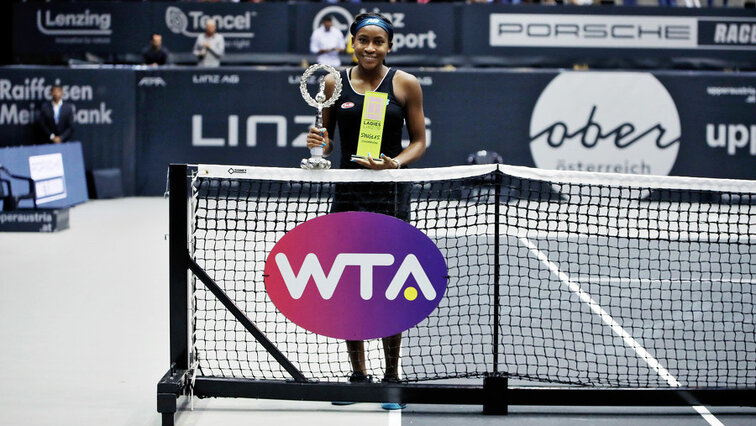 In Linz hat Cori Gauff ihren ersten Turniersieg überhaupt gefeiert Cori Gauff celebrated her first tournament win in Linz