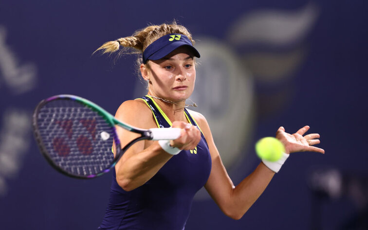 Dayana Yastremska schlug Cristina Bucsa in zwei Sätzen