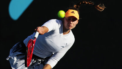Elena Rybakina hat 2020 die meisten Asse auf der WTA-Tour geschlagen Elena Rybakina hat 2020 die meisten Asse auf der WTA-Tour geschlagen