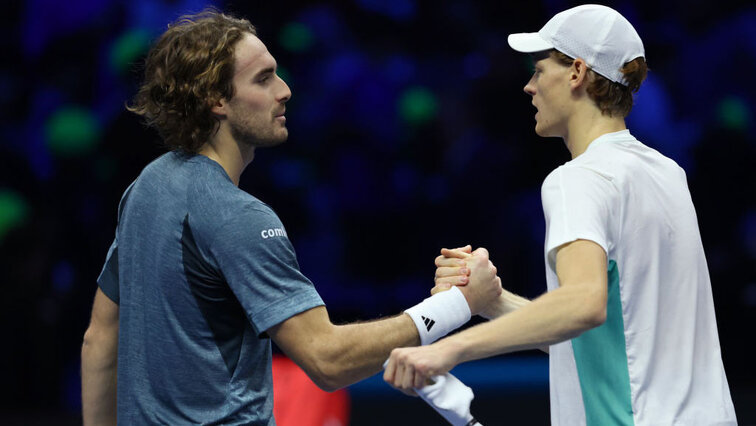 Stefanos Tsitsipas und Jannik Sinner bei den ATP Finals 2023 in Turin