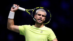 Carlos Alcaraz schimpfte in Paris heftig vor sich hin