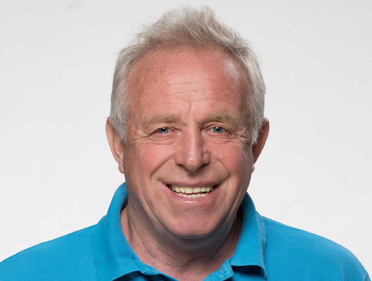 Vladislav Ilijin kümmert sich seit Jahren um den Tennisnachwuchs Vladislav Ilijin kümmert sich seit Jahren um den Tennisnachwuchs