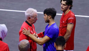 John McEnroe brauchte gestern Trost - von Carlos Alaraz und auch Taylor Fritz