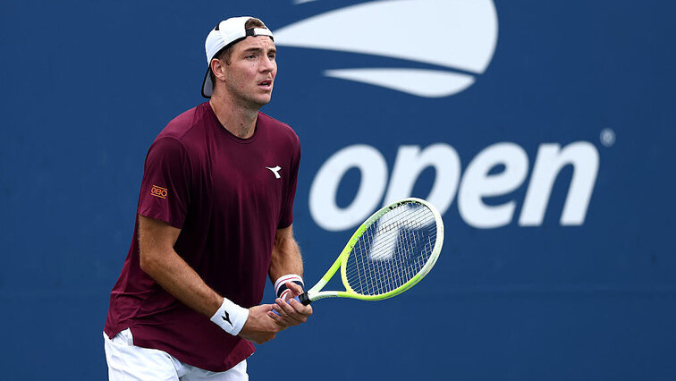 Mit alltäglichen Ritualen fährt der Warsteiner Jan-Lennard Struff den Lohn bei den US Open 2025 ein. Getty Images
