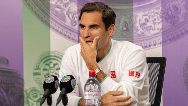 Roger Federer nach seinem Ausscheiden in Wimbledon 2021 Roger Federer nach seinem Ausscheiden in Wimbledon 2021