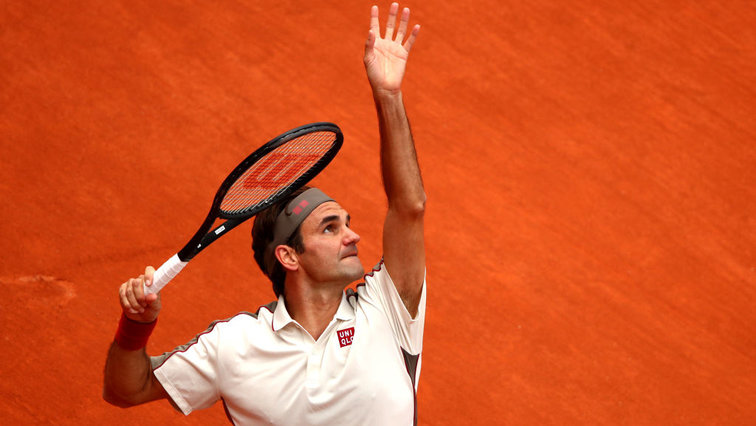 Roger Federer in a generation duel with Casper Ruud
