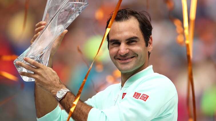 Title trophy number 101 for Roger Federer