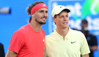 Alexander Zverev und Jannik Sinner vor dem Finale der Australian Open 2025 Alexander Zverev und Jannik Sinner vor dem Finale der Australian Open 2025