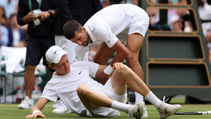 Novak Djokovic und Jannik Sinner in Wimbledon 2022