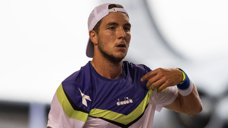 Jan-Lennard Struff is in Cologne 2 in round two
