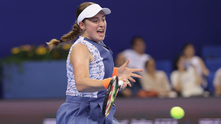 Auch von einem zwischenzeitlichen Tief ließ sich Jelena Ostapenko im Match gegen Karolina Pliskova nicht stoppen. Auch von einem zwischenzeitlichen Tief ließ sich Jelena Ostapenko im Match gegen Karolina Pliskova nicht stoppen.