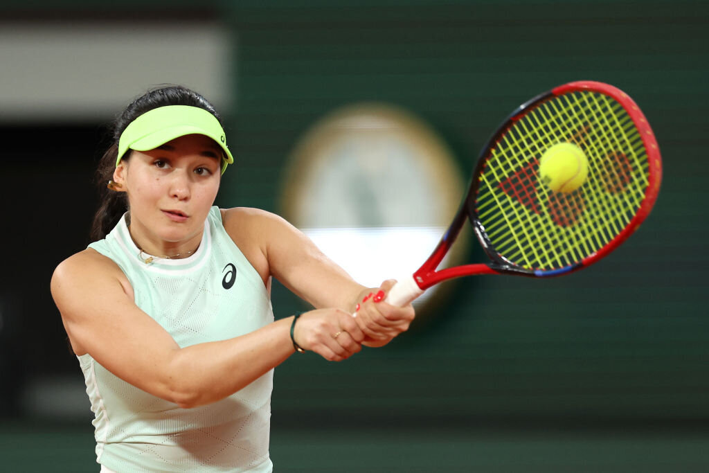 Wimbledon-Eva-Lys-gewinnt-in-Verl-ngerung-und-steht-erstmals-in-Runde-2