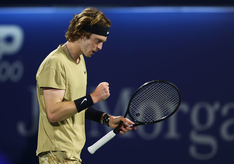 Andrey Rublev will face Aslan Karatsev in the semifinals of the Dubai ATP 500 tournament