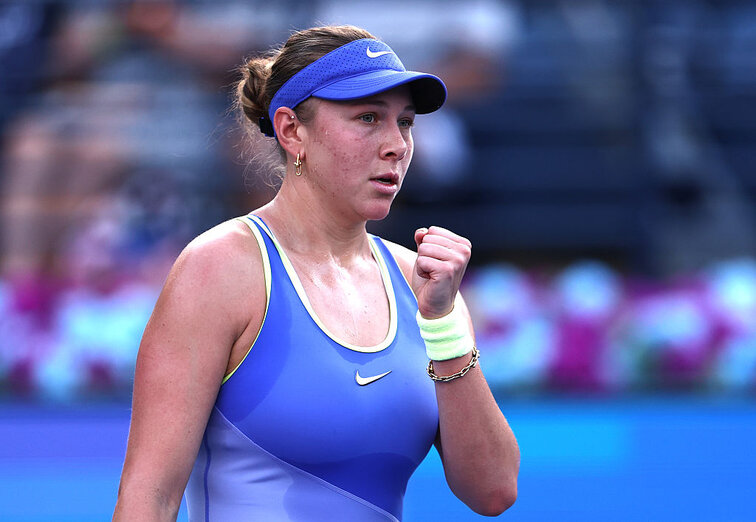 Amanda Anisimova stellte ihre Comeback-Qualitäten unter Beweis Amanda Anisimova stellte ihre Comeback-Qualitäten unter Beweis