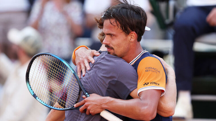 Daniel Altmaier hat 2023 in Roland Garros gegen Jannik Sinner gewonnen Daniel Altmaier hat 2023 in Roland Garros gegen Jannik Sinner gewonnen