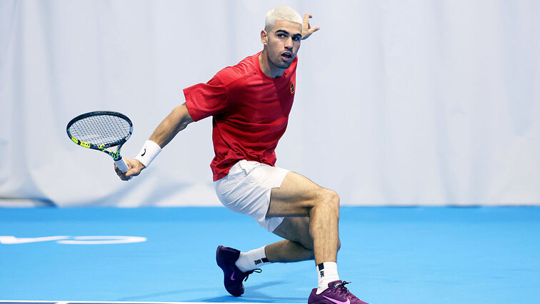 Carlos Alcaraz gibt sich weiterhin sehr blond Carlos Alcaraz gibt sich weiterhin sehr blond