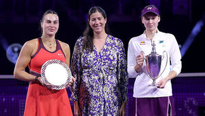 Das könnte 2026 auch das Siegerfoto in Madrid sein: Turnierchefin Garbine Mugurza mit Aryna Sabalenka und Elena Rybakina
