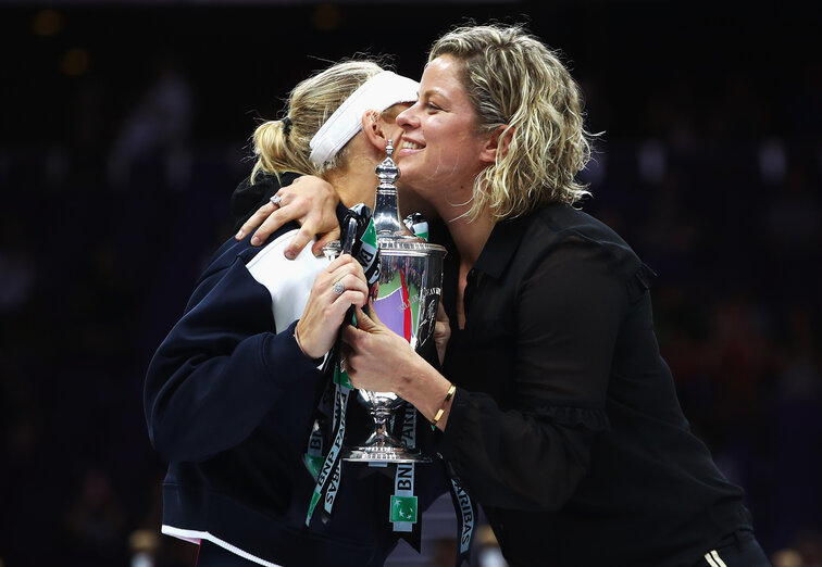 Caroline Wozniacki und Kim Clijsters werden demnächst ein Showmatch gegeneinander bestreiten