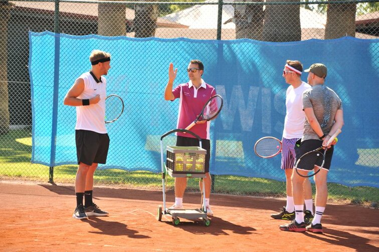Von Kiwi lernen - Nicolas Kiefer als aufmerksamer Coach in den ROBINSON Tennis Camps