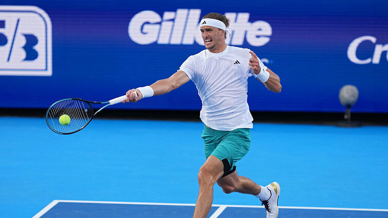 Alexander Zverev scheiterte mit Partnerin Belinda Bencic direkt in der ersten Runde. Alexander Zverev scheiterte mit Partnerin Belinda Bencic direkt in der ersten Runde.