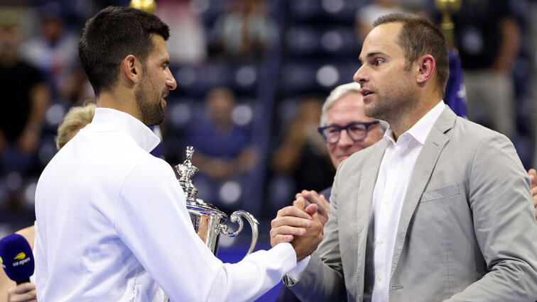 Novak Djokovic und Andy Roddick bei den US Open 2023 Novak Djokovic und Andy Roddick bei den US Open 2023