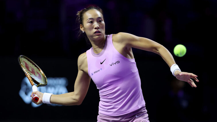 Qinwen Zheng steht bei den WTA Finals im Halbfinale Qinwen Zheng steht bei den WTA Finals im Halbfinale
