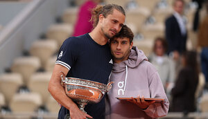 Alexander Zverev spendet Flavio Cobolli Trost